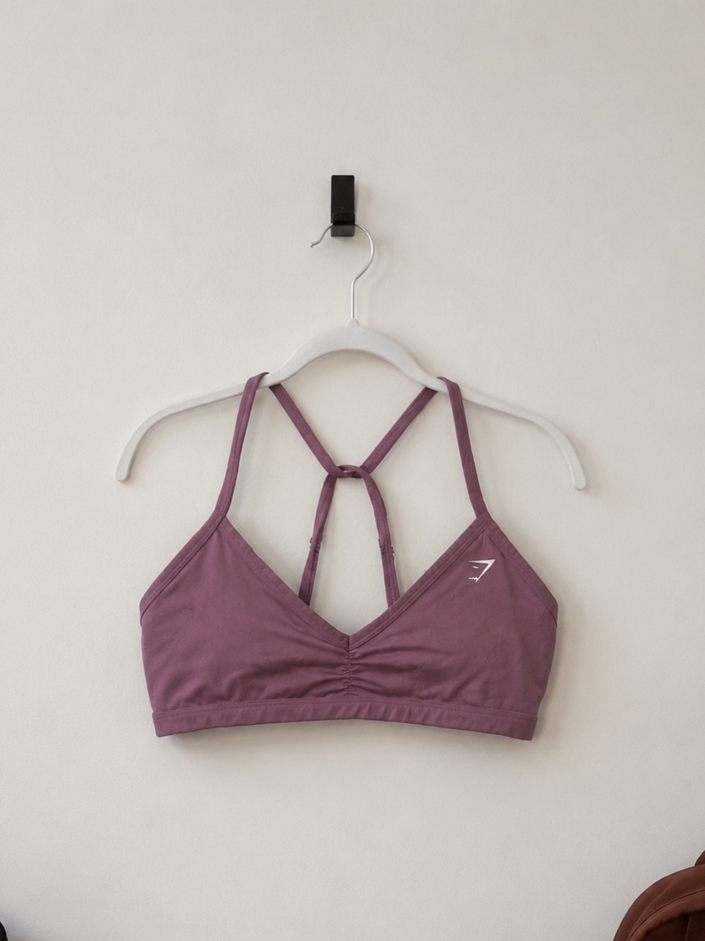 Gymshark Strappy V‑Neck Bralette in Dusty Mauve